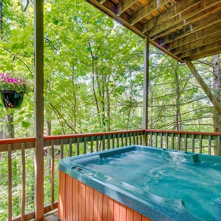 Smoky Mountain Cabin With Deck And Hot Tub! Pigeon Forge Εξωτερικό φωτογραφία