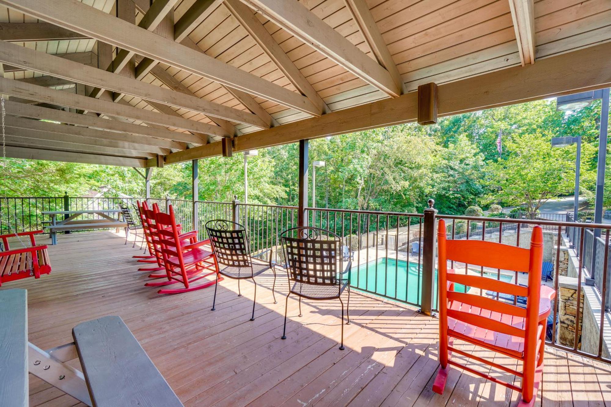 Smoky Mountain Cabin With Deck And Hot Tub! Pigeon Forge Εξωτερικό φωτογραφία