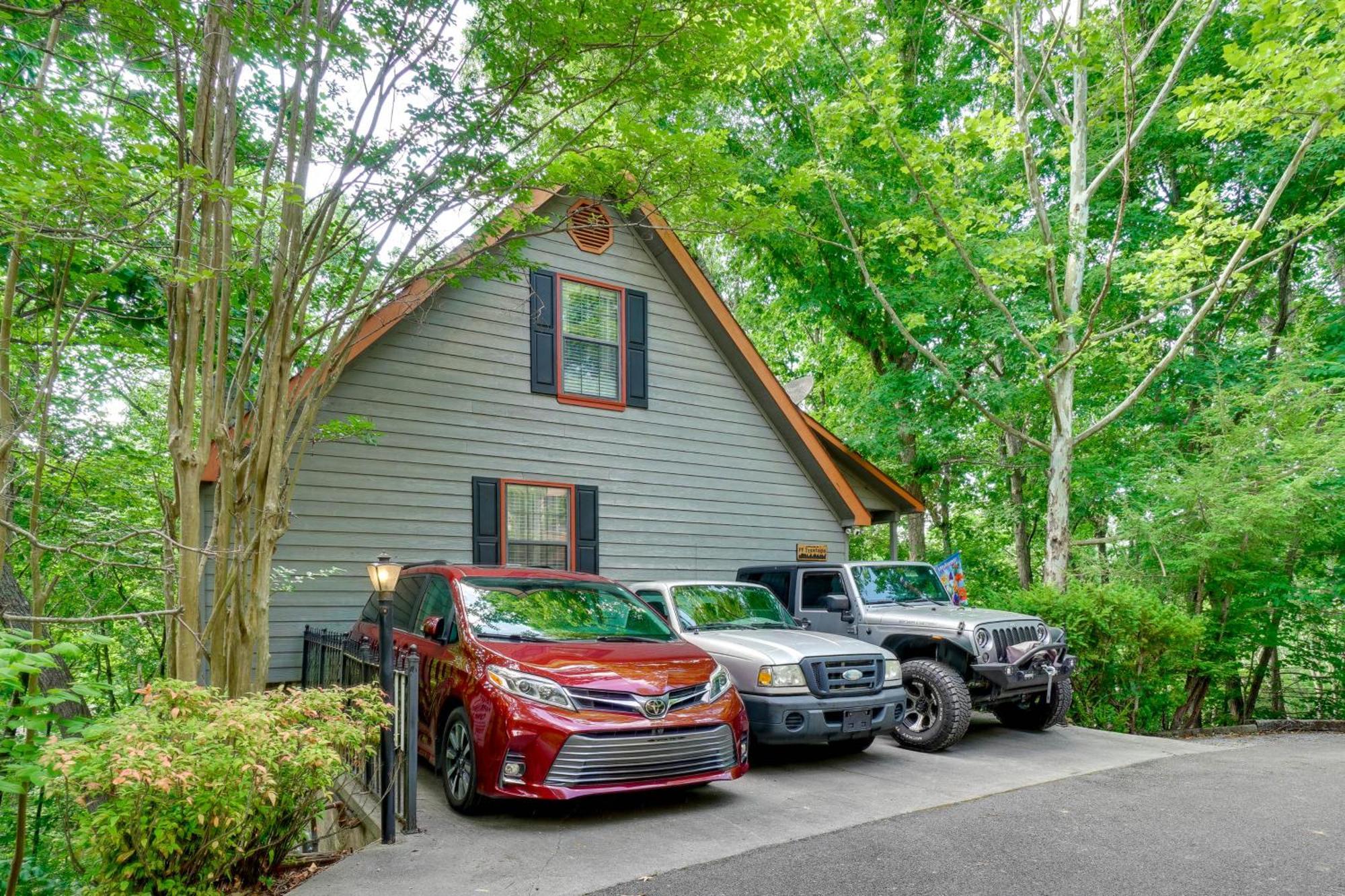 Smoky Mountain Cabin With Deck And Hot Tub! Pigeon Forge Εξωτερικό φωτογραφία