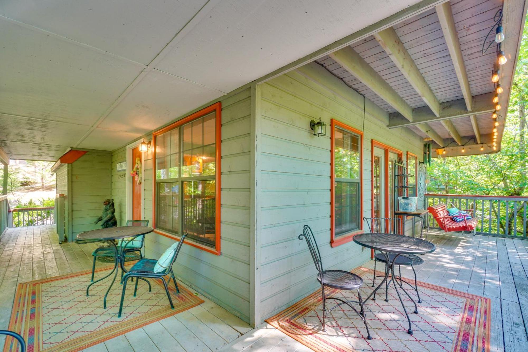 Smoky Mountain Cabin With Deck And Hot Tub! Pigeon Forge Εξωτερικό φωτογραφία