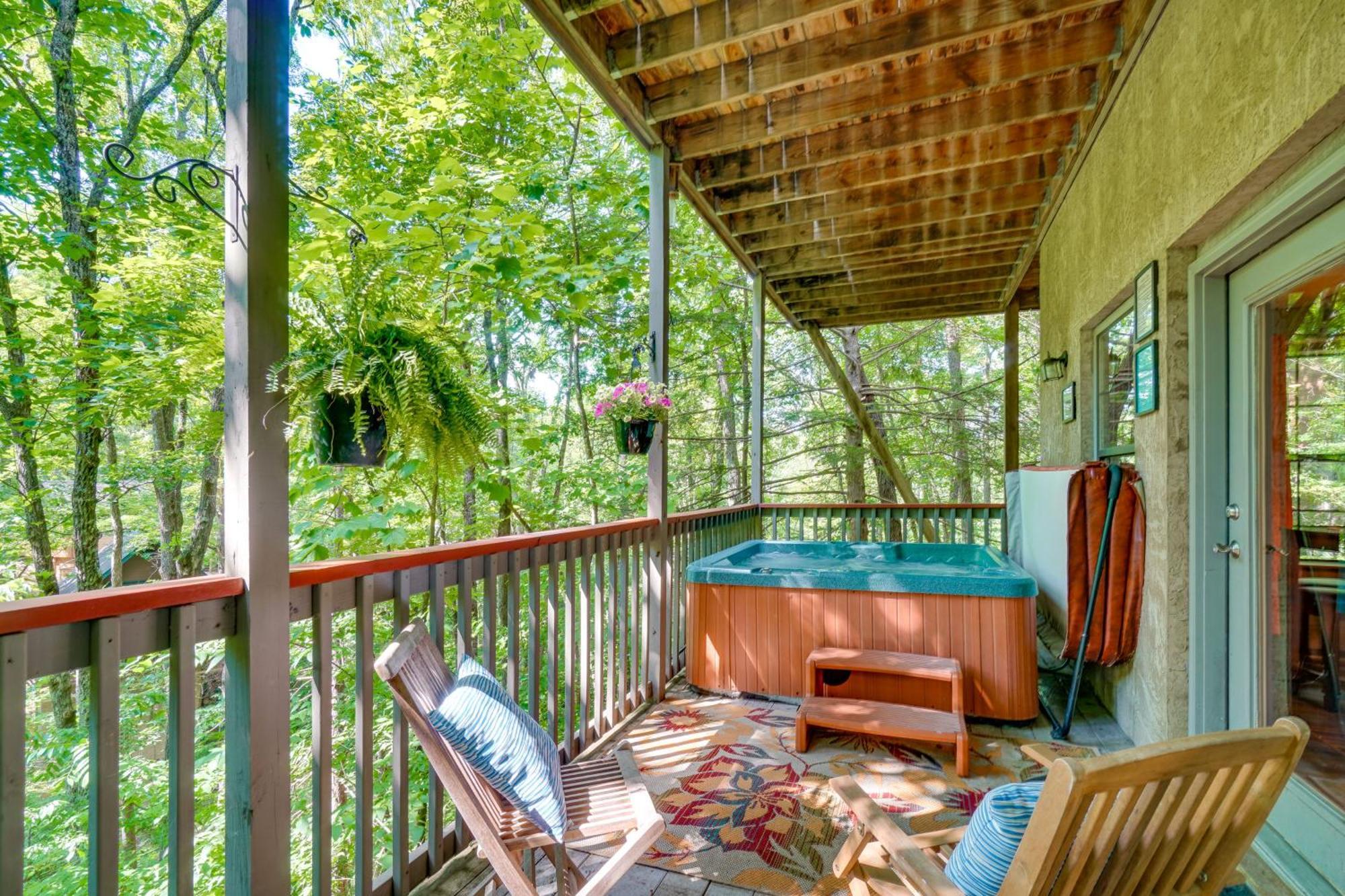 Smoky Mountain Cabin With Deck And Hot Tub! Pigeon Forge Εξωτερικό φωτογραφία