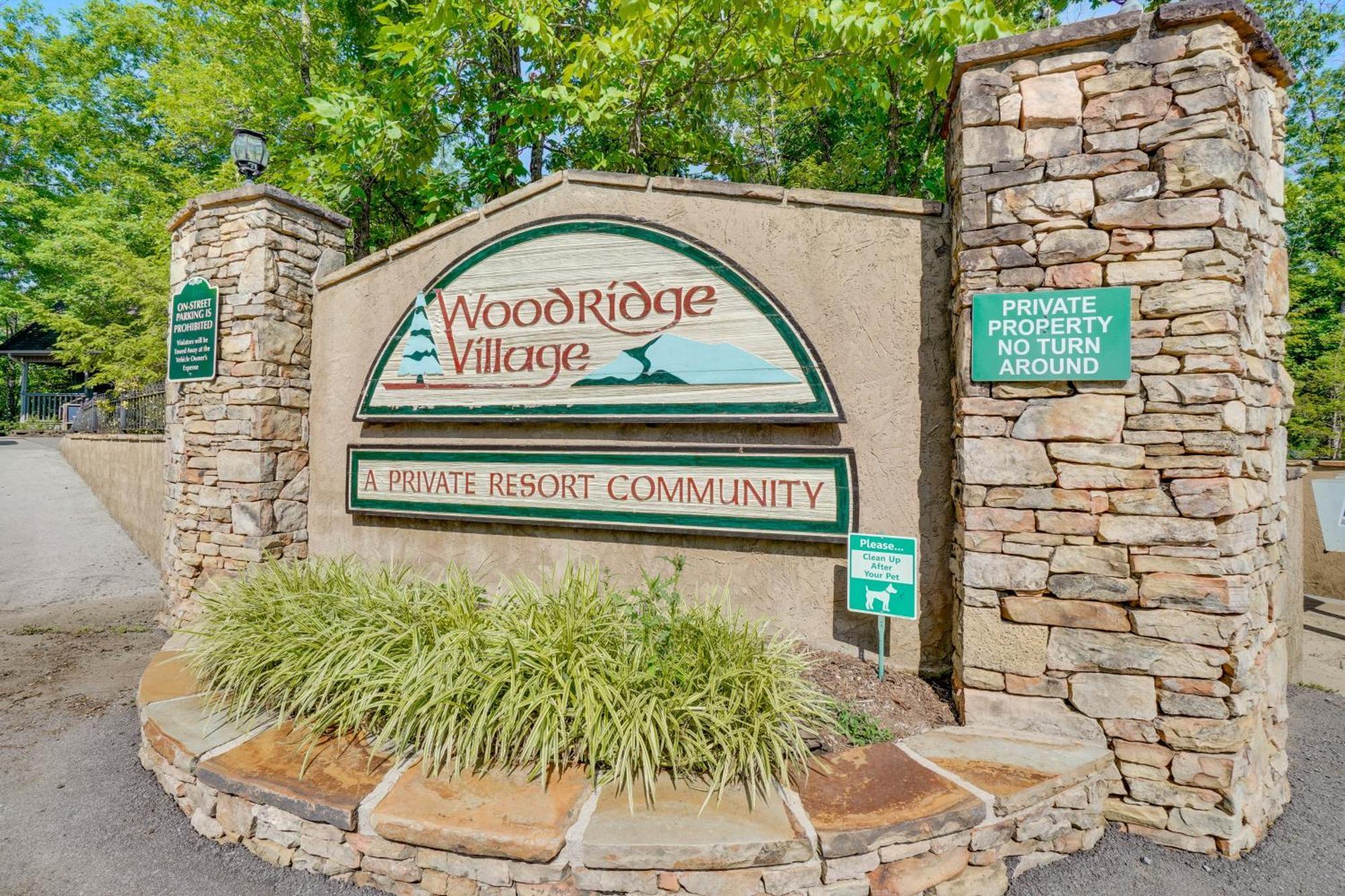 Smoky Mountain Cabin With Deck And Hot Tub! Pigeon Forge Εξωτερικό φωτογραφία