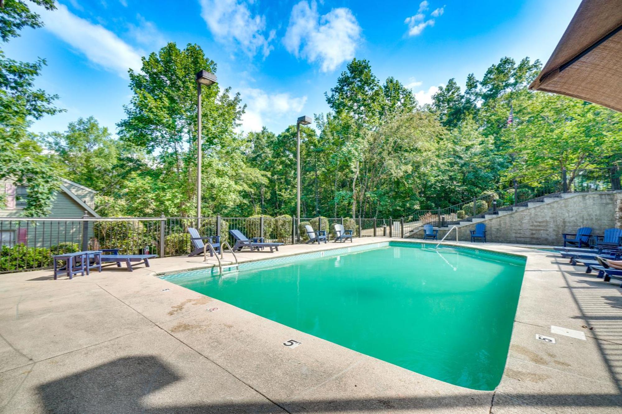 Smoky Mountain Cabin With Deck And Hot Tub! Pigeon Forge Εξωτερικό φωτογραφία