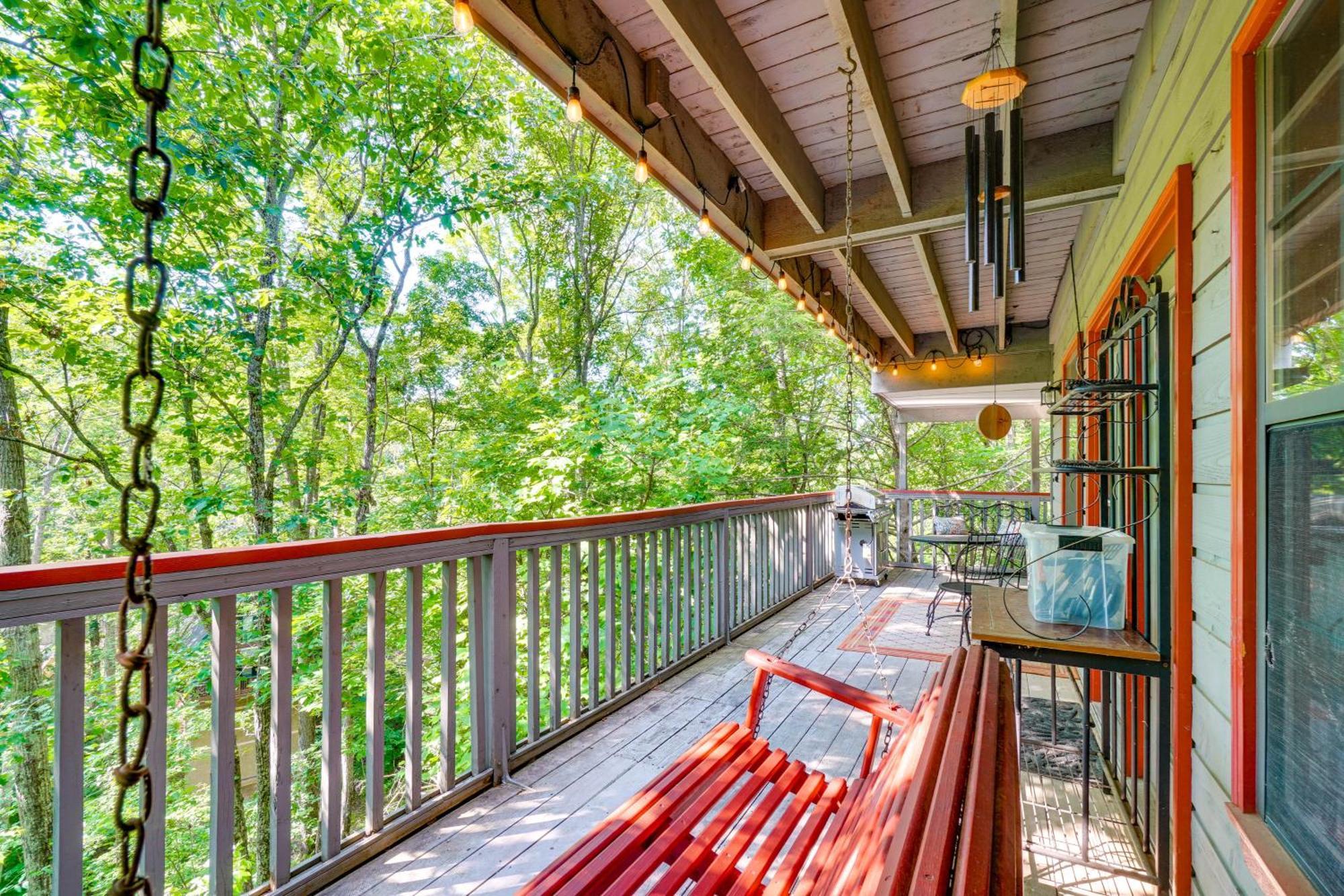 Smoky Mountain Cabin With Deck And Hot Tub! Pigeon Forge Εξωτερικό φωτογραφία